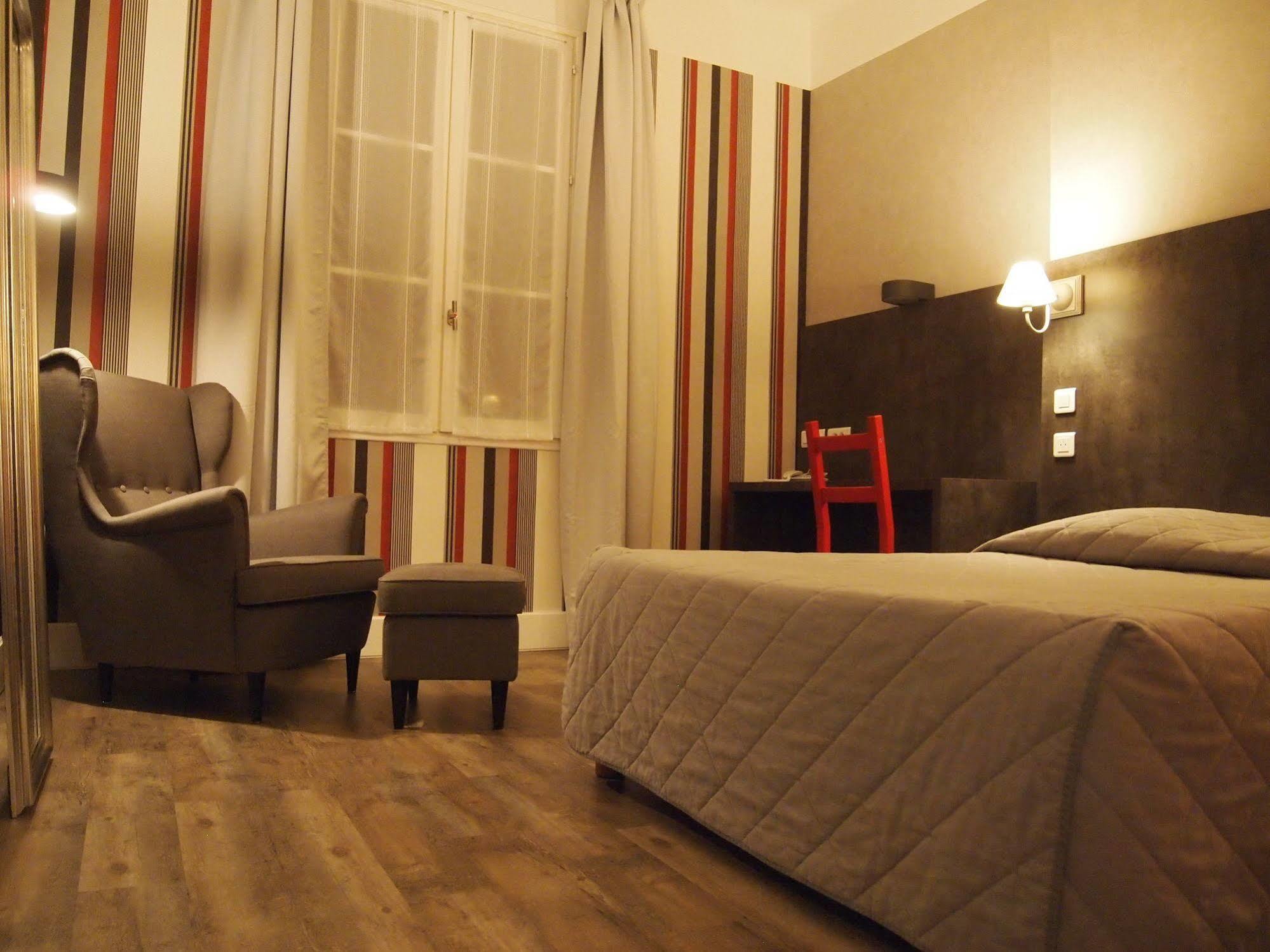 טור Hotel Colbert מראה חיצוני תמונה