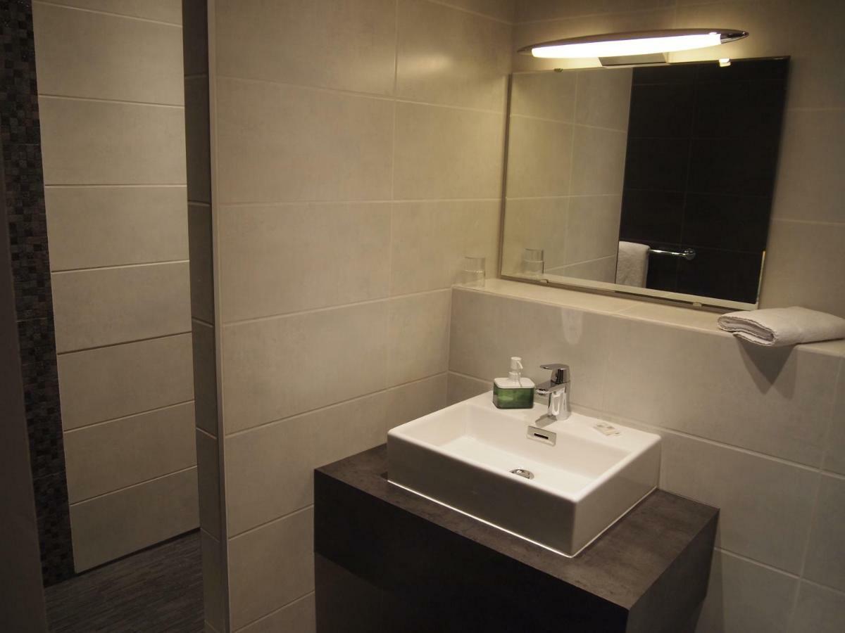 טור Hotel Colbert מראה חיצוני תמונה
